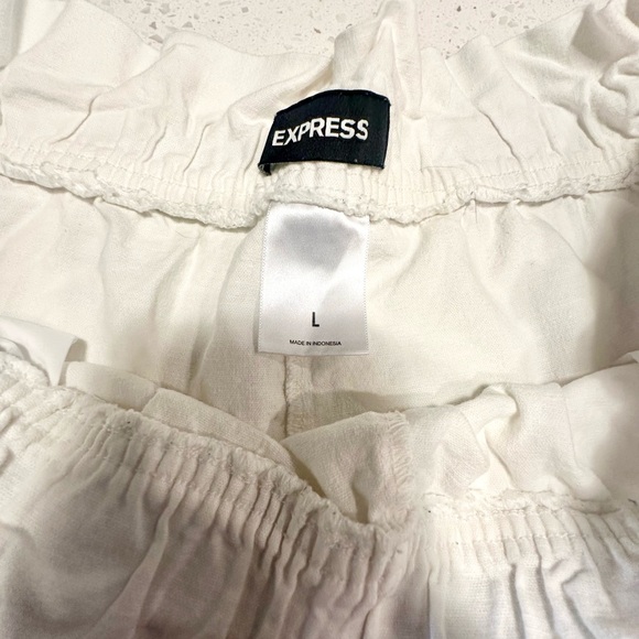 Express White Linen Paperbag High Waisted Shorts - Picture 3 of 3